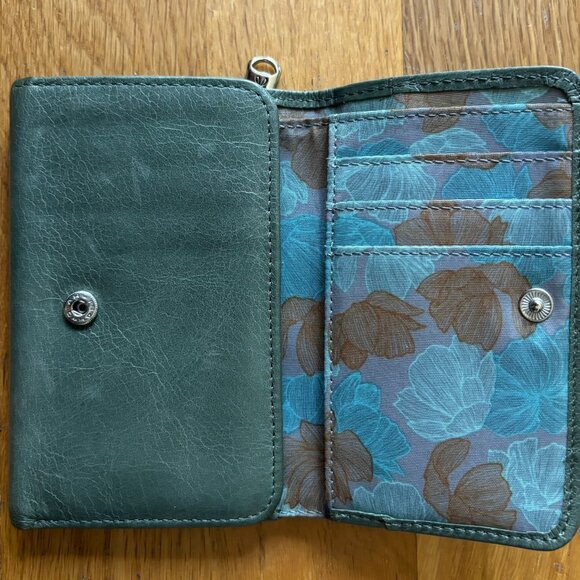 Hobo Sage Credit Wallet - Picture 3 of 6